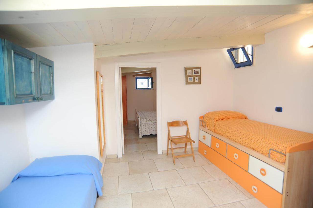 Case Vacanza Montesaraceno Mattinata Exterior photo